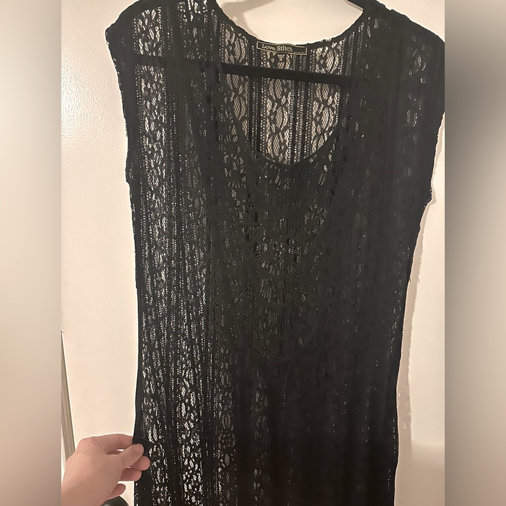 Lace Stitch Black Sleeveless lace dress
